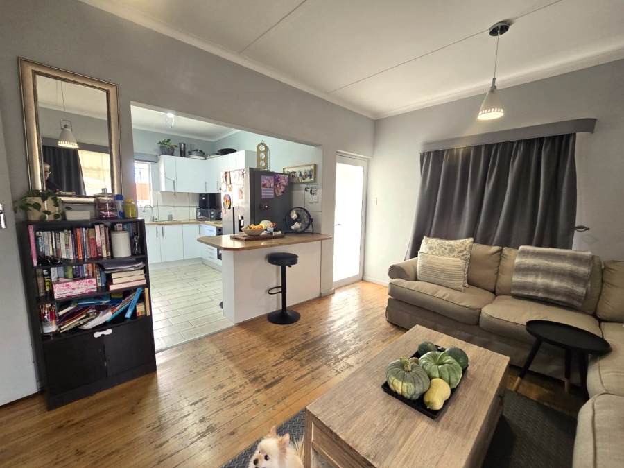 2 Bedroom Property for Sale in Paarl North Western Cape